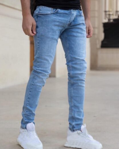 Men Solid Washed Skinny Jeans